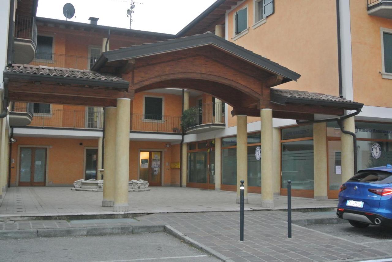 Casa Meda Tabachere Appartamento Sirmione Desenzano Del Garda Поцоленго Екстериор снимка