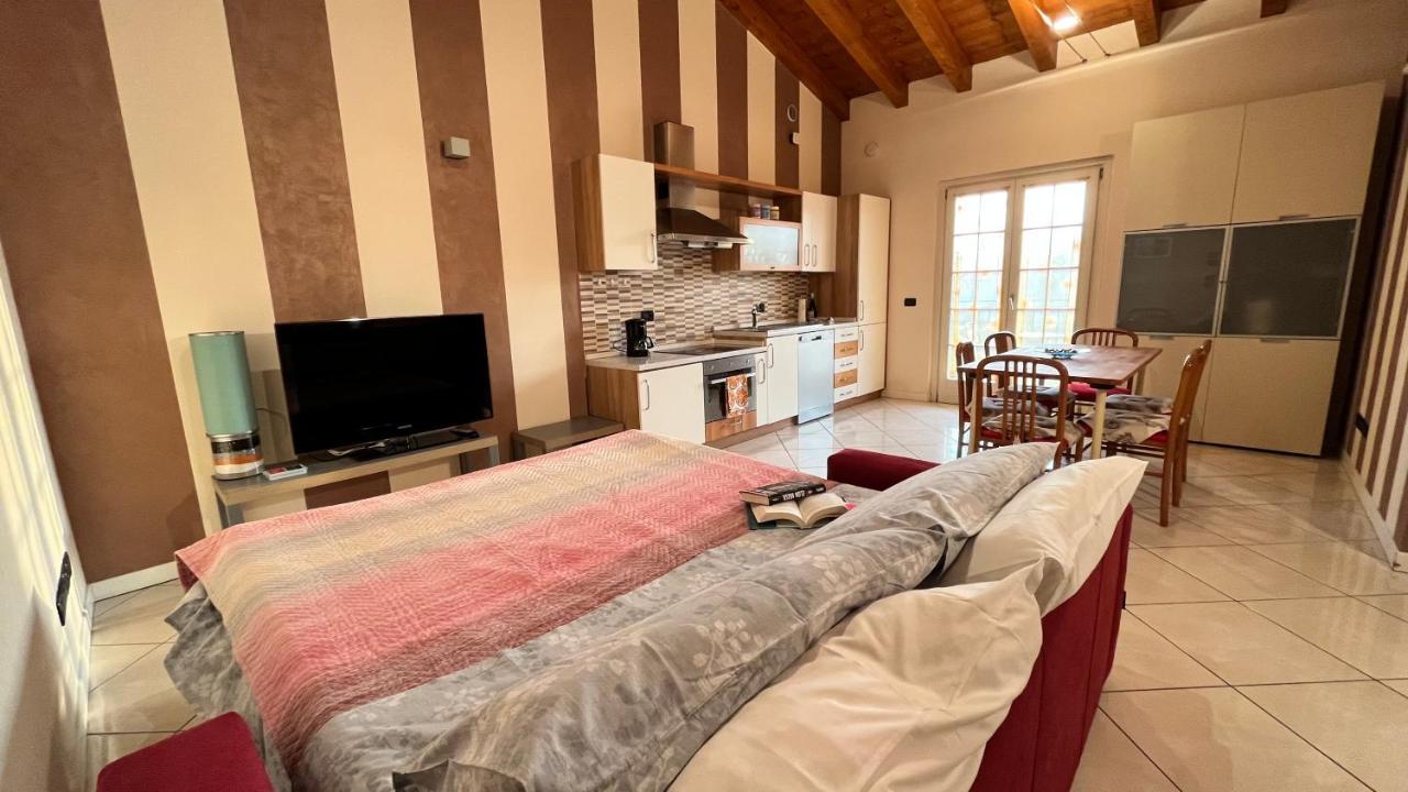 Casa Meda Tabachere Appartamento Sirmione Desenzano Del Garda Поцоленго Екстериор снимка